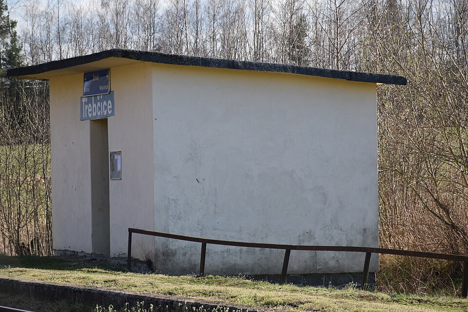 Železniční zastávka v Třebčicích
